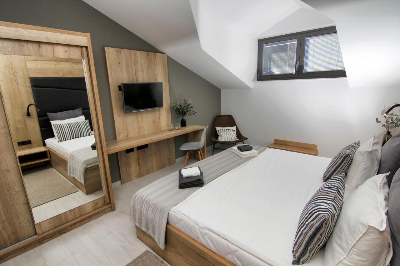 Azur Bed and Breakfast Novi Vinodolski Exteriör bild